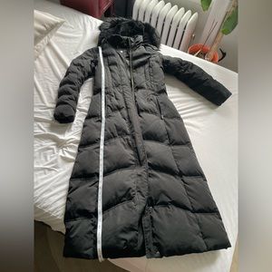 Long Madison black down puffer jacket with faux fur removable hood size S